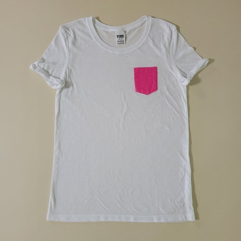 PINK Victoria's Secret White Crewneck Short Sleeve Tee Pink Chest Pocket